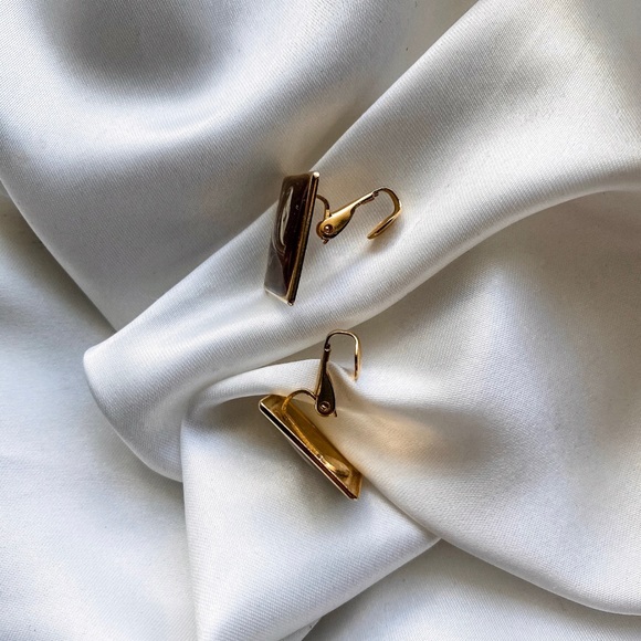 Vintage Brown Cabochon Glass Clip Earrings - Picture 7 of 8